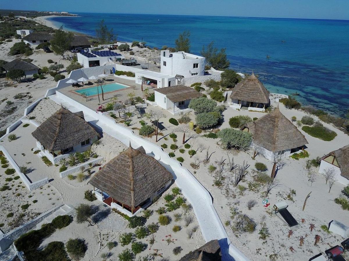 Salary Bay Hotel Tsifota Exterior foto